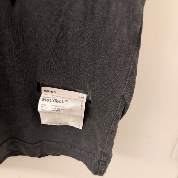 SATISFY Running MothTech Black Charcoal Sleeveless Shirt Size Large / Size 3 L - Picture 3 of 5